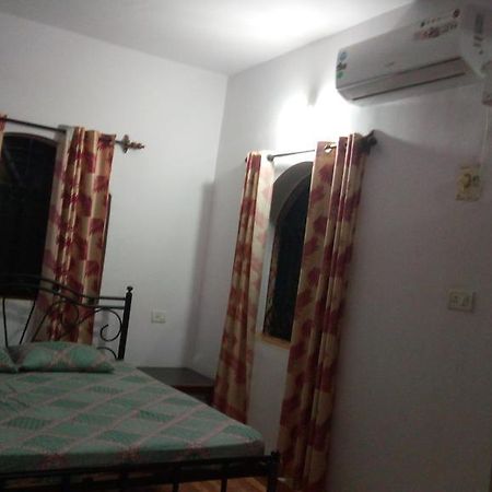 Geeta Guest House Calangute Zewnętrze zdjęcie